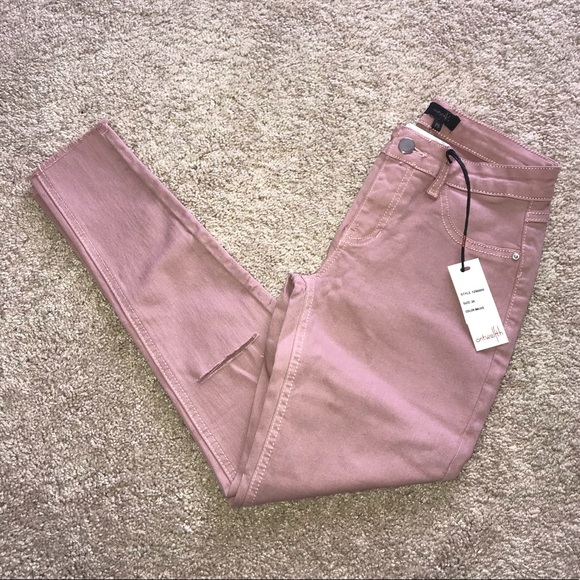 Denim - Brand new!! Mauve Pink Skinny Jeans—Size 26